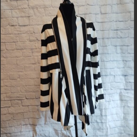 Vintage Modella Black and White Striped Shawl style Cardigan - Picture 2 of 11